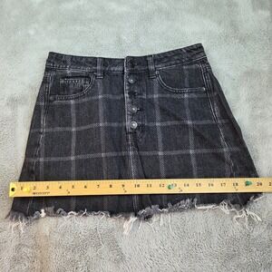 American Eagle Women Skirt Sz 8 Button Fly Raw Hem Black Tartan Plaid Mini Dress